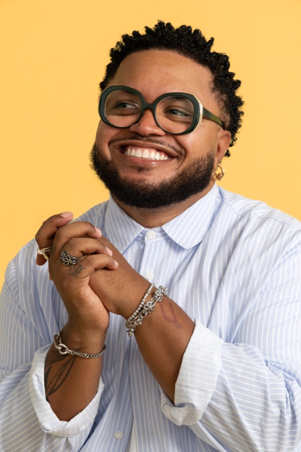 HEADSHOT & PORTRAIT SESSION, photo 1 of 4